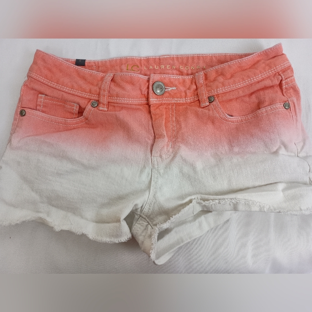LC Lauren Conrad 6 Coral and White Ombre Shorts Preppy Summer Clueless (#1,422)